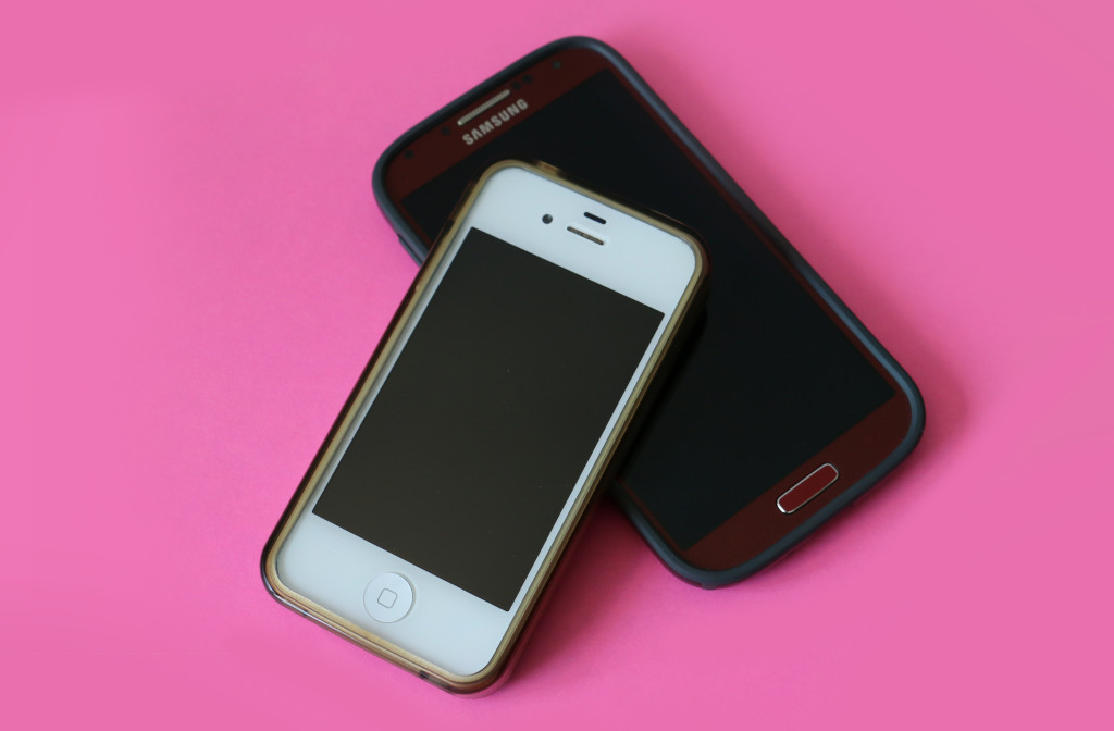 Mobile_Devices_Pink